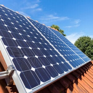 Valencia agilizara los trámites para las instalaciones fotovoltaicas y ahorrar en la factura de la luz
